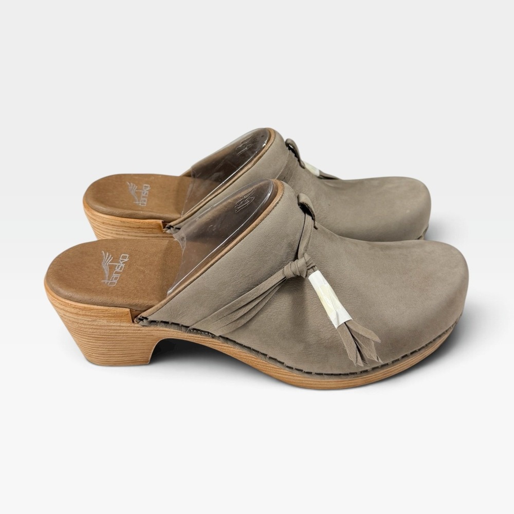 Dansko Miriam Milled Nubuck Clog Mules Womens 41 Taupe Tassel Leather New